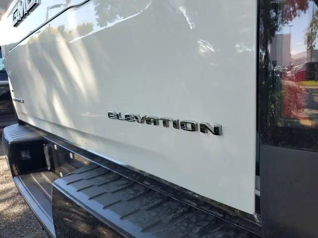 2026 GMC Sierra Standard Range Elevation