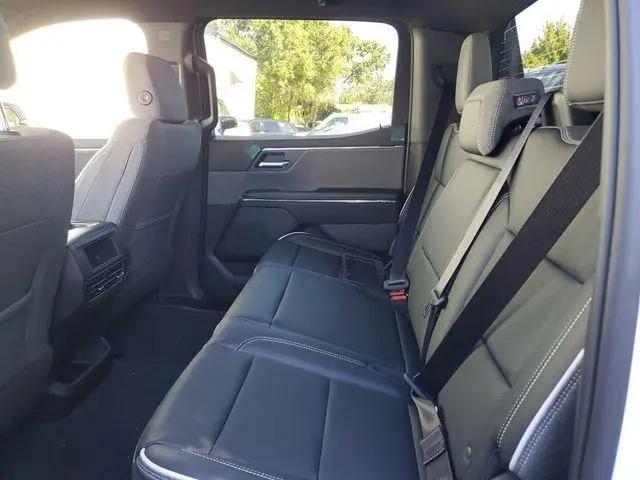 2026 GMC Sierra Standard Range Elevation