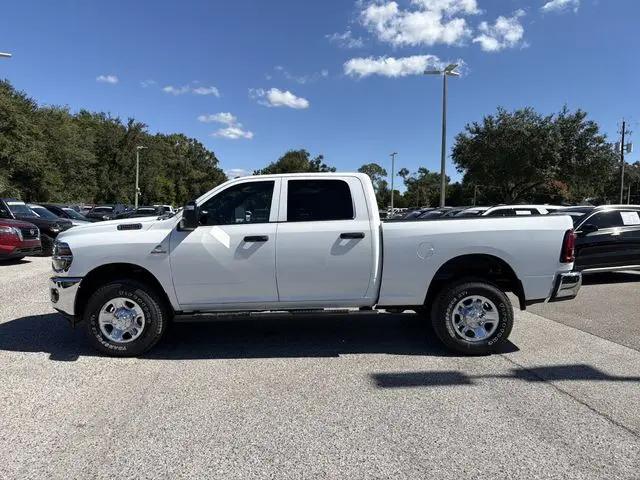 2026 Ram 2500 Tradesman Crew Cab 4x4 64 Box