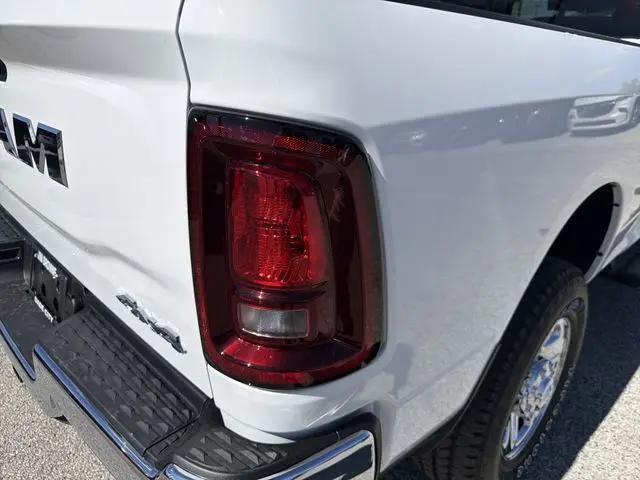 2026 Ram 2500 Tradesman Crew Cab 4x4 64 Box