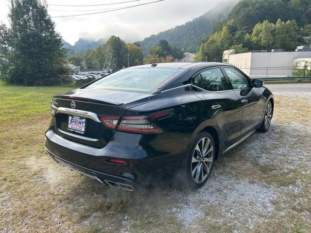 2021 Nissan Maxima SL