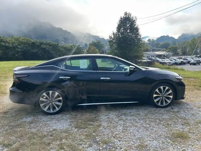 2021 Nissan Maxima SL