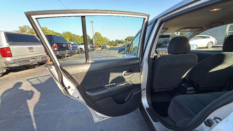 2010 Nissan Versa 1.8S