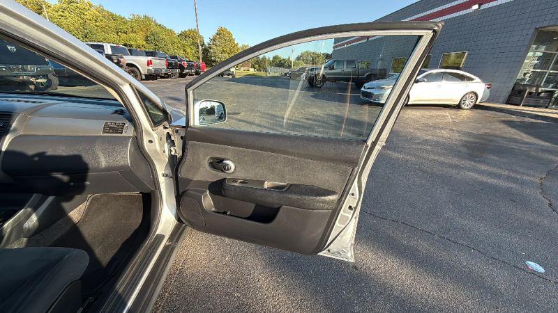 2010 Nissan Versa 1.8S