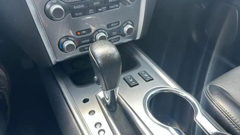 2020 Nissan Pathfinder SL 4WD