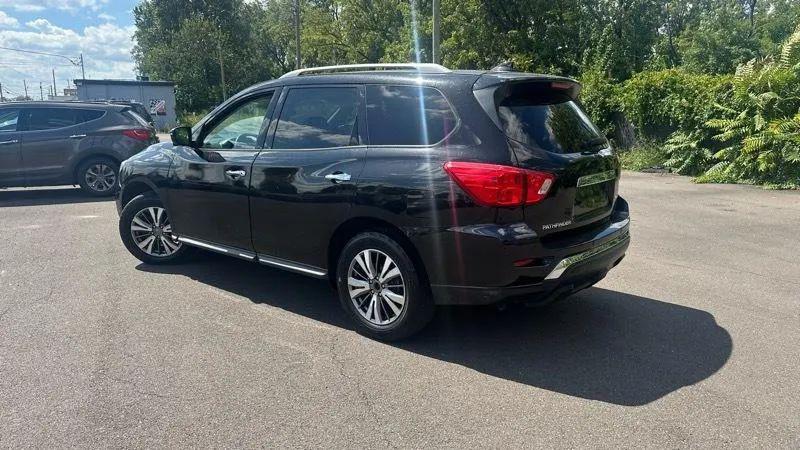 2020 Nissan Pathfinder SL 4WD