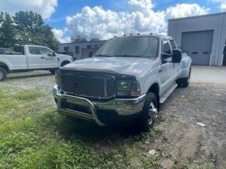 2002 Ford F-350 Lariat DRW
