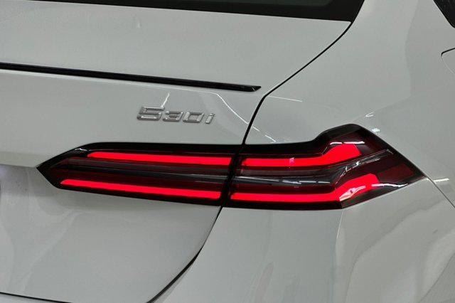 2026 BMW 5 Series 530i