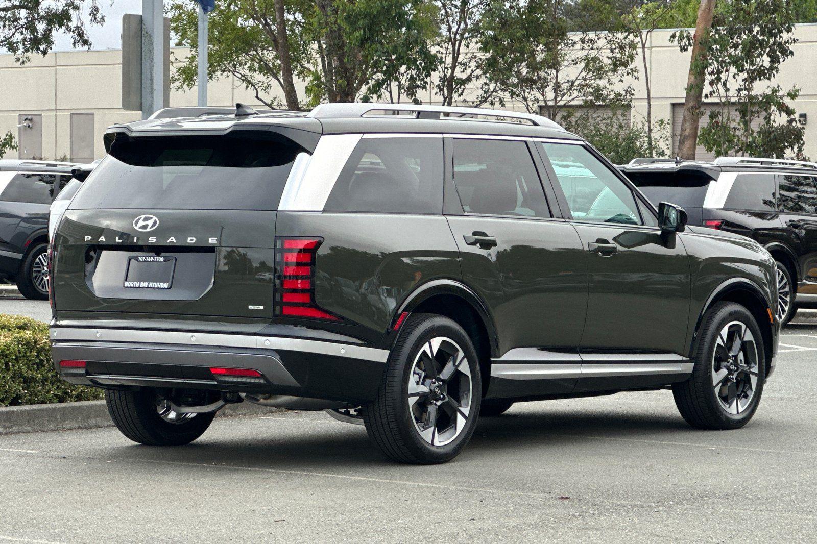 2026 Hyundai Palisade Limited - Photo 4