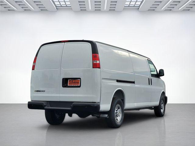 2025 Chevrolet Express Cargo Van RWD 2500 Extended Wheelbase WT