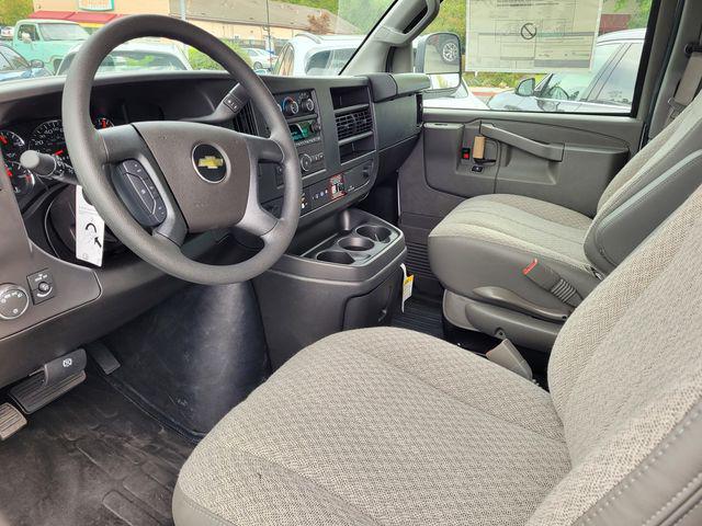 2025 Chevrolet Express Cargo Van RWD 2500 Extended Wheelbase WT