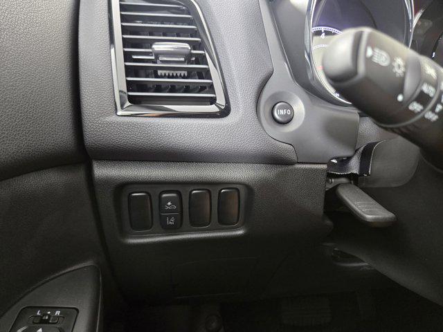 2025 Mitsubishi Outlander Sport 2.0 LE
