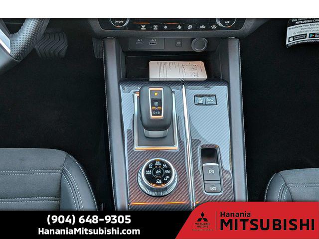 2025 Mitsubishi Outlander PHEV SE S-AWC