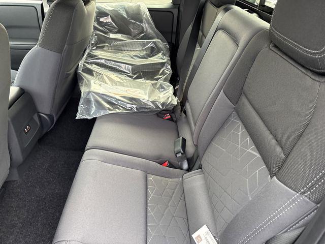 2026 Nissan Frontier Crew Cab Long Bed SV 4x4