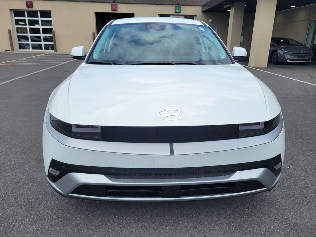 2025 Hyundai IONIQ 5 SE - Photo 11