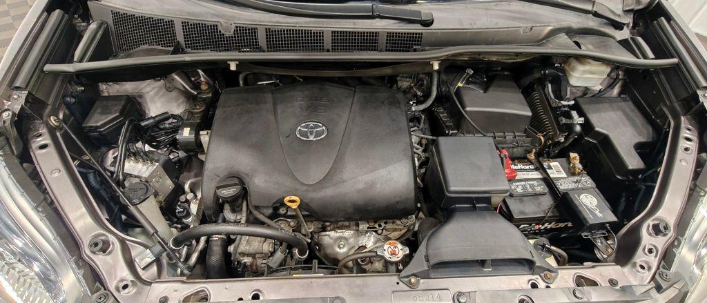 2019 Toyota Sienna L 7 Passenger