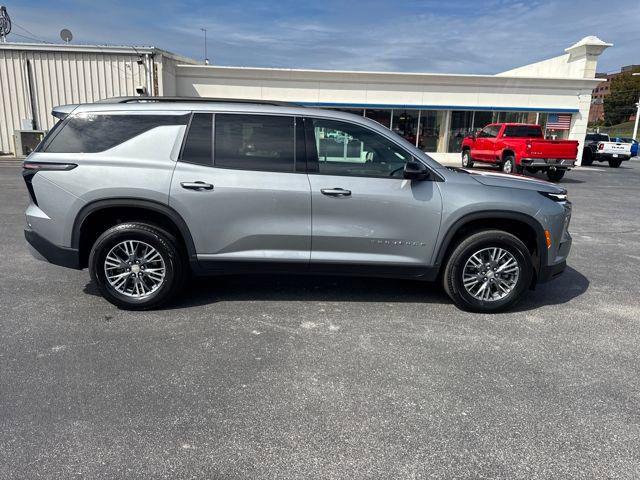 2024 Chevrolet Traverse AWD LT