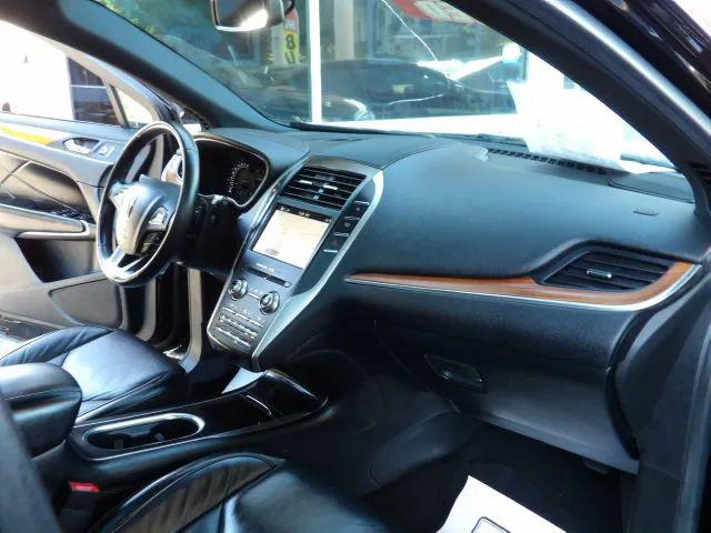 2019 Lincoln MKC Select