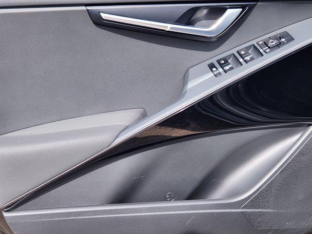 2024 Kia Niro EX