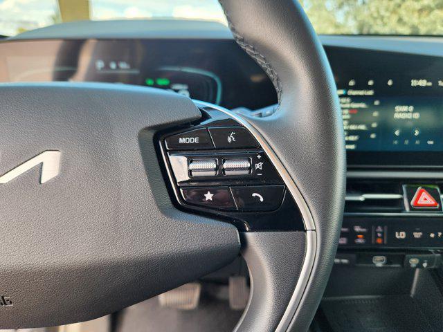 2024 Kia Niro EX
