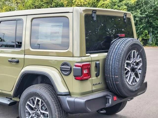 2026 Jeep Wrangler 4-Door Sahara 4x4