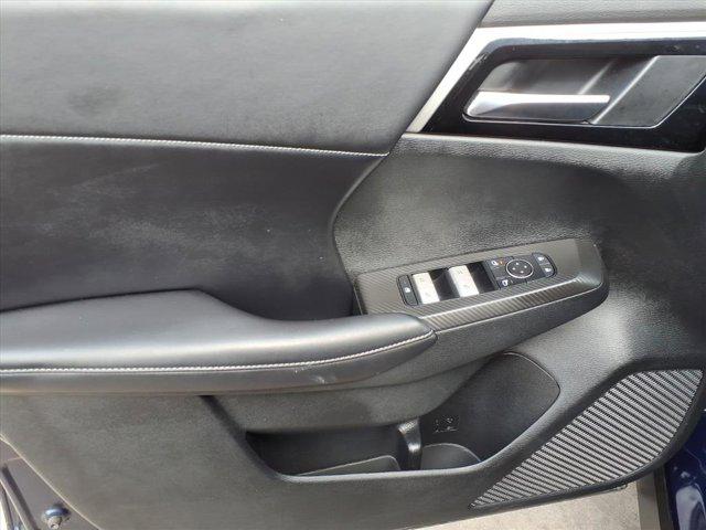 2022 Mitsubishi Outlander Black Edition 2WD