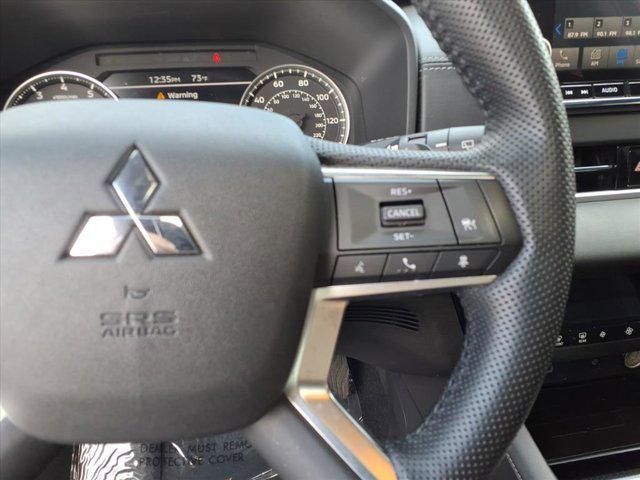 2022 Mitsubishi Outlander Black Edition 2WD