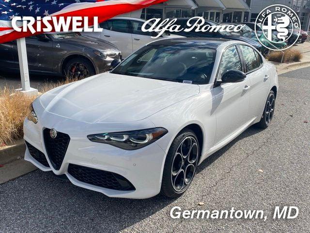 2025 Alfa Romeo Giulia GIULIA AWD 2025 Alfa Romeo Giulia GIULIA AWD