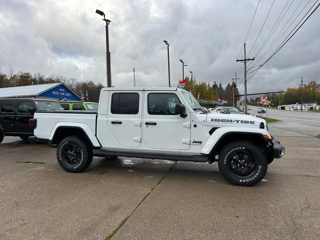 2025 Jeep Gladiator GLADIATOR HIGH TIDE 4X4