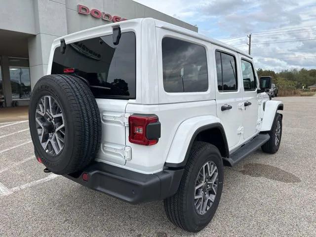 2026 Jeep Wrangler 4-Door Sahara 4x4