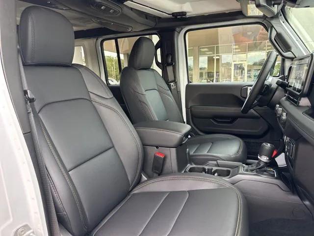 2026 Jeep Wrangler 4-Door Sahara 4x4