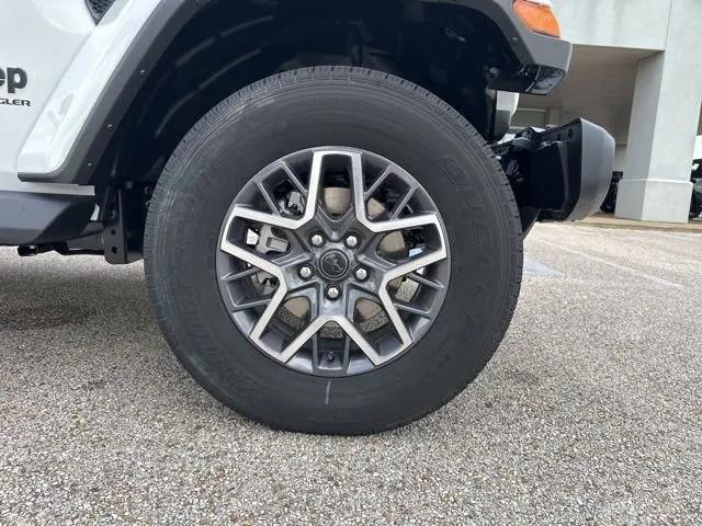 2026 Jeep Wrangler 4-Door Sahara 4x4