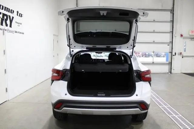 2026 Chevrolet Trax FWD LT