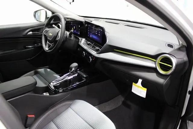 2026 Chevrolet Trax FWD LT