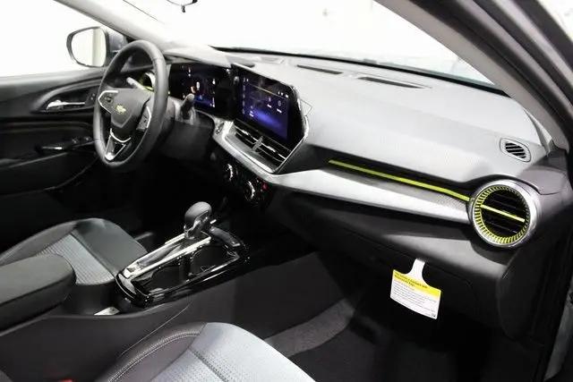 2026 Chevrolet Trax FWD LT