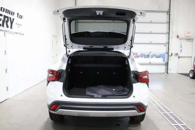 2026 Chevrolet Trax FWD LT
