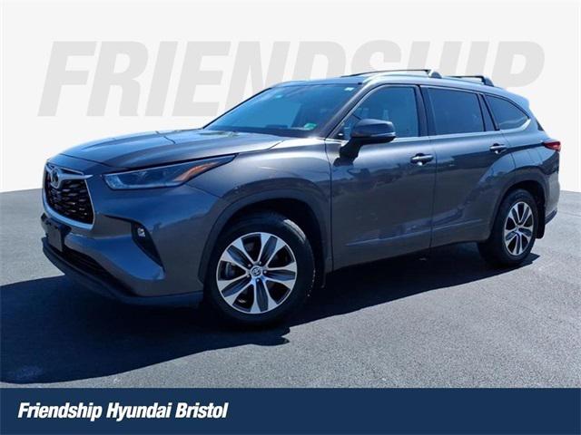 2021 Toyota Highlander XLE 2021 Toyota Highlander XLE