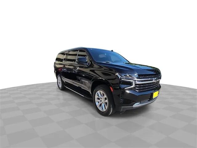 2022 Chevrolet Suburban 2WD LT