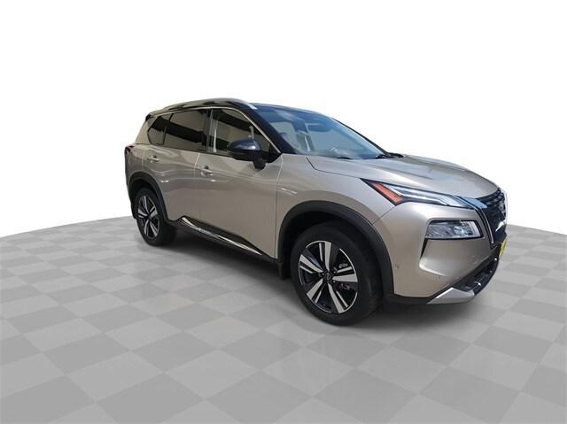 2022 Nissan Rogue Platinum FWD
