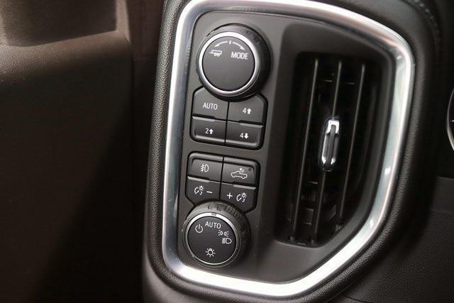 2022 Chevrolet Silverado 1500 4WD Crew Cab Short Bed RST