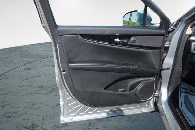 2022 Lincoln Nautilus Standard