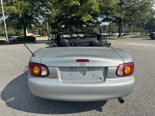 1999 Mazda MX-5 Miata Base