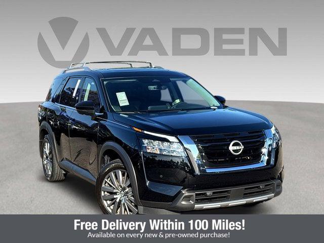 2024 Nissan Pathfinder SL FWD