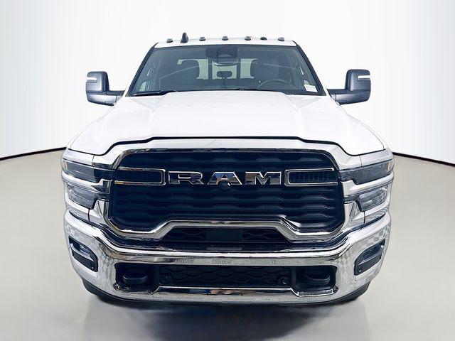 2025 RAM 2500 Tradesman Crew Cab 4x4 64 Box 2025 RAM 2500 Tradesman Crew Cab 4x4 64 Box