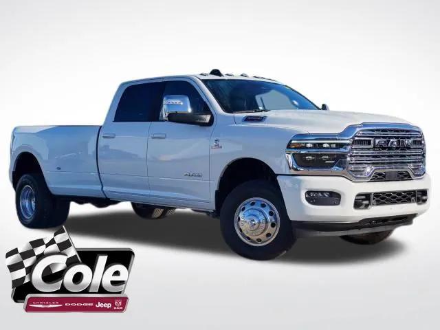 2025 RAM 3500 Laramie Crew Cab 4x4 8 Box 2025 RAM 3500 Laramie Crew Cab 4x4 8 Box