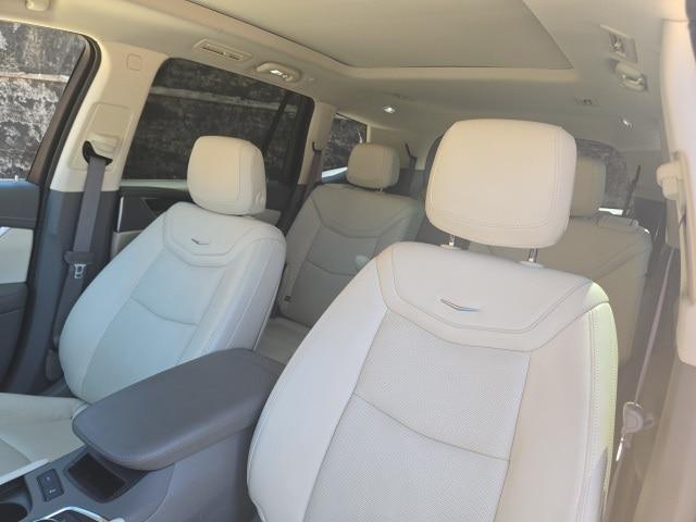2025 Cadillac XT6 FWD Premium Luxury