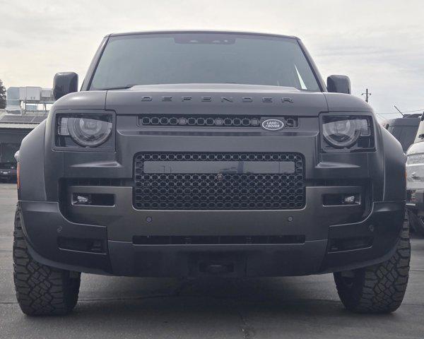 2025 Land Rover Defender P635 OCTA