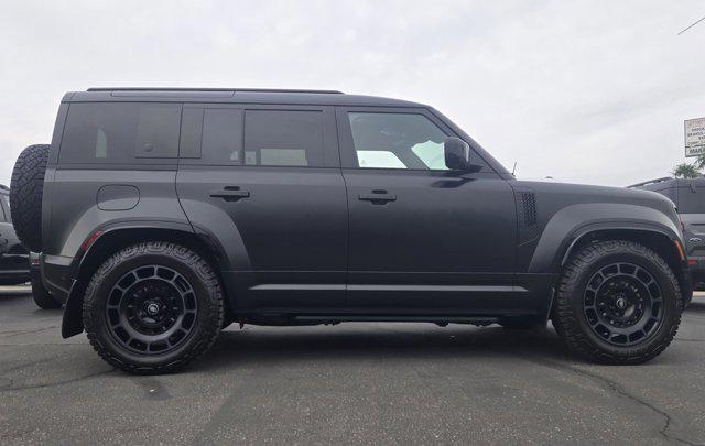 2025 Land Rover Defender P635 OCTA