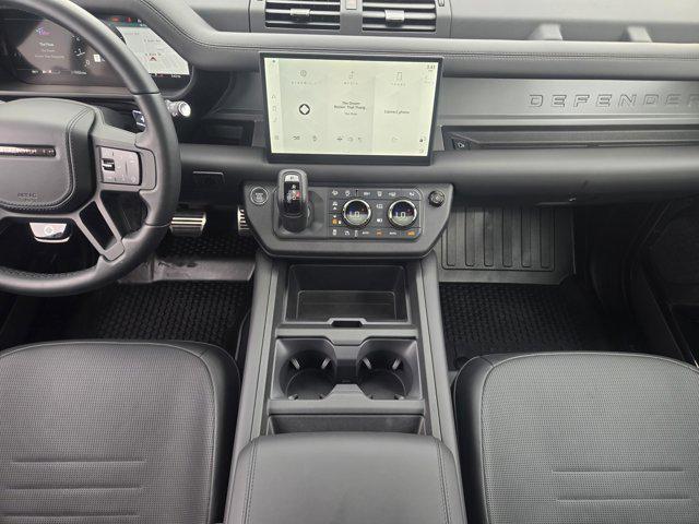 2025 Land Rover Defender P635 OCTA