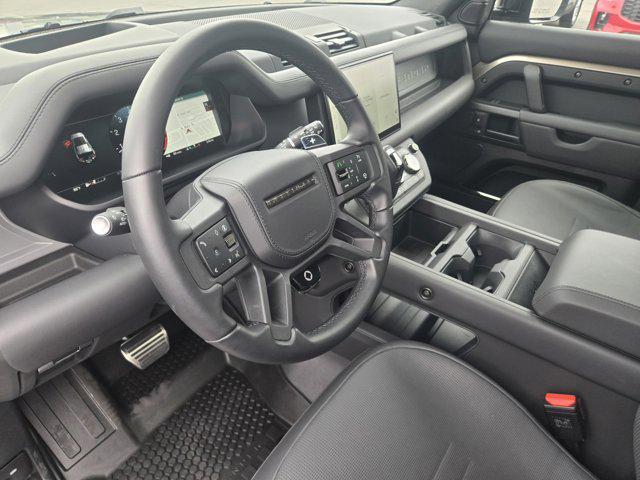 2025 Land Rover Defender P635 OCTA